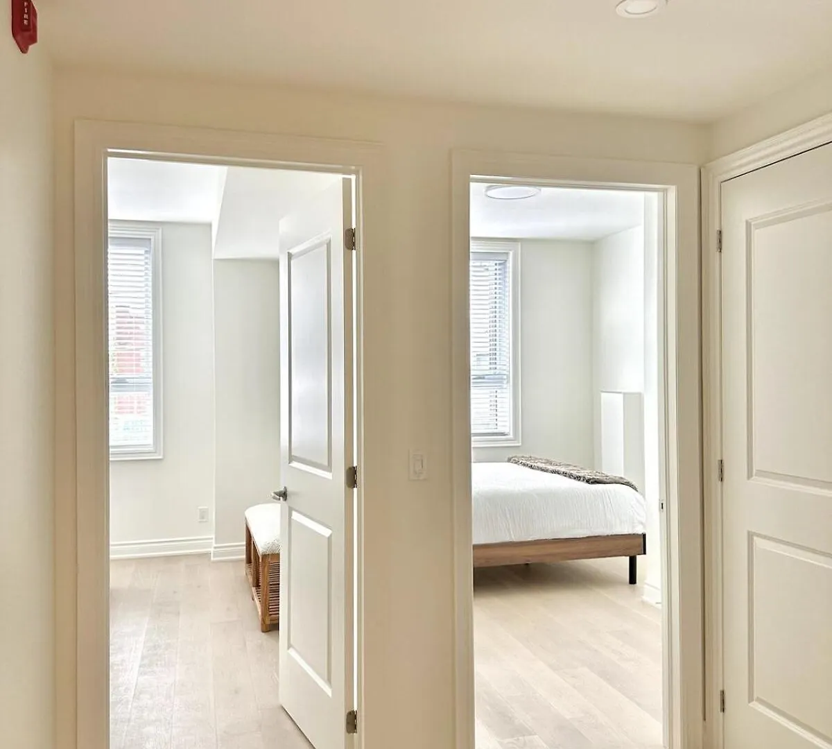 Bright Luxurious 2 Bedroom Apartment Toronto